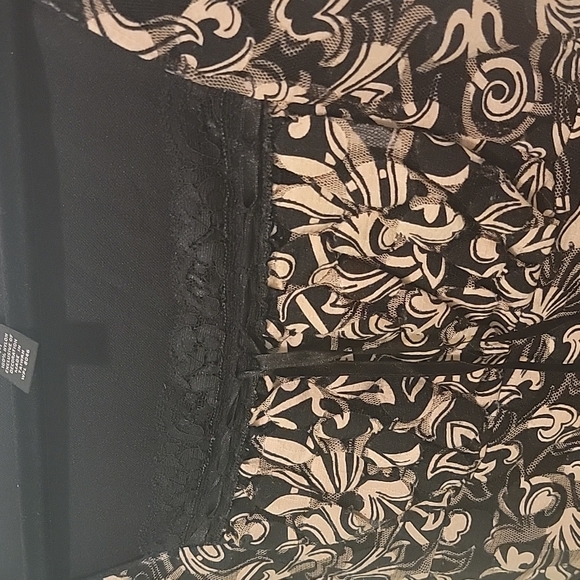 INC top sz M - Picture 4 of 5